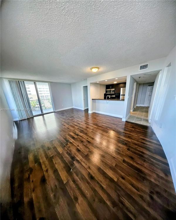 Madison Downtown #W-608 image #39