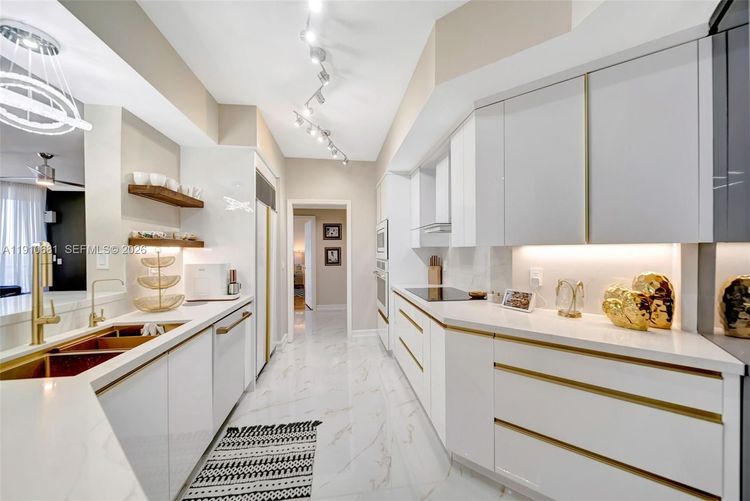 Renaissance On the Ocean #603 image #7