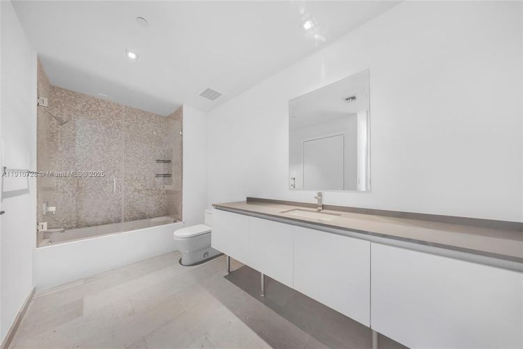 Rise Brickell City Centre #1004 image #28