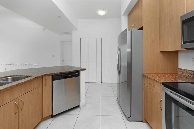 Radius #1119 image #15