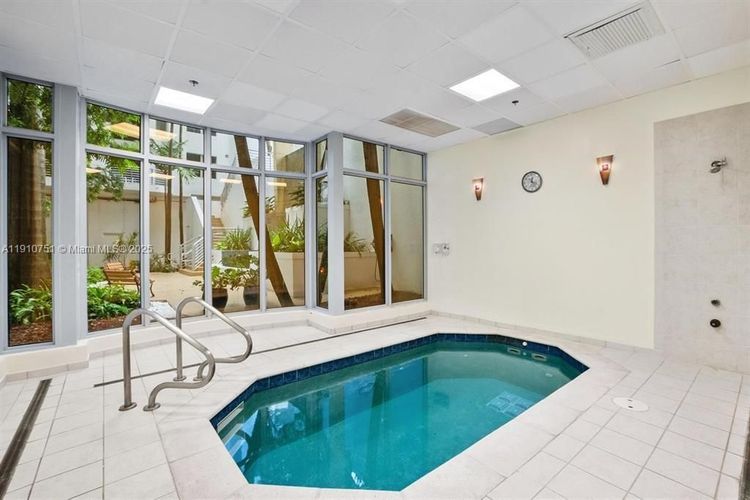 Radius #1119 image #45