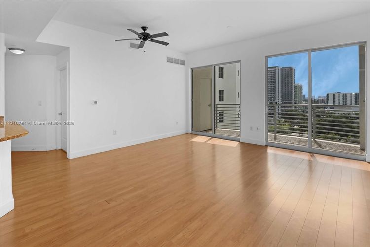 Radius #1119 image #9