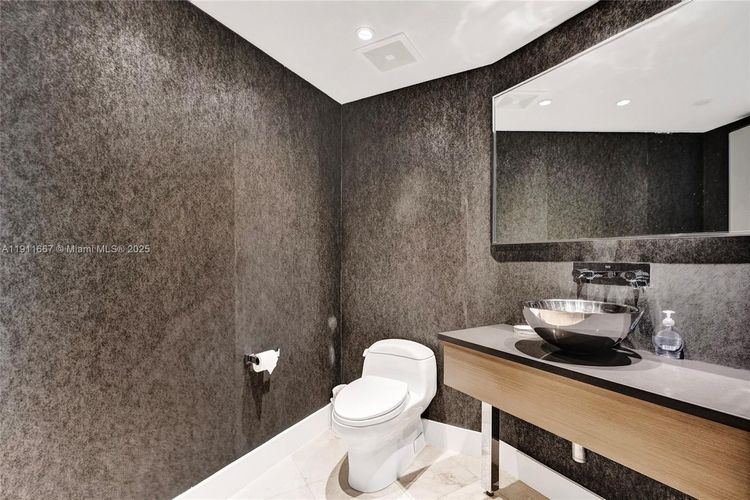 Ocean Two #1602 image #44