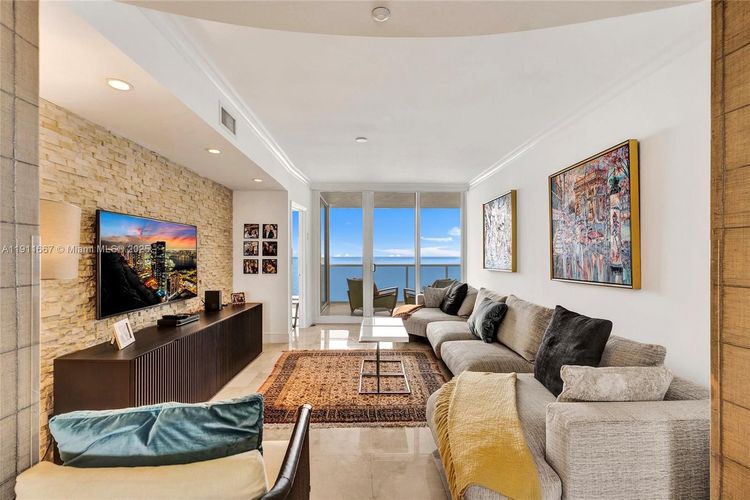 Ocean Two #1602 image #7