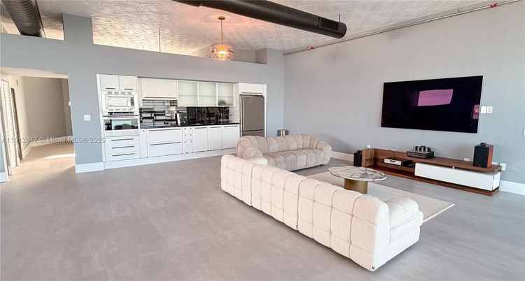 Space 01 Lofts #1105 image #9