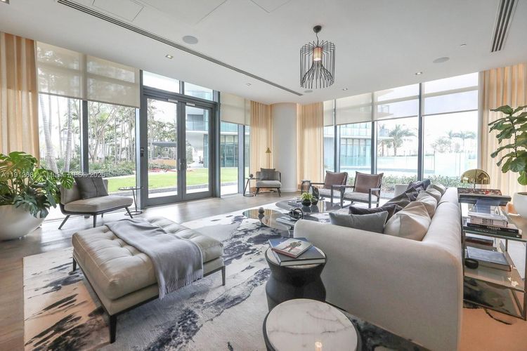 Paraiso Bay #1002 image #36