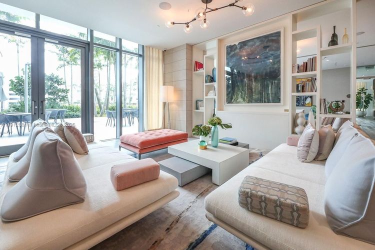 Paraiso Bay #1002 image #39