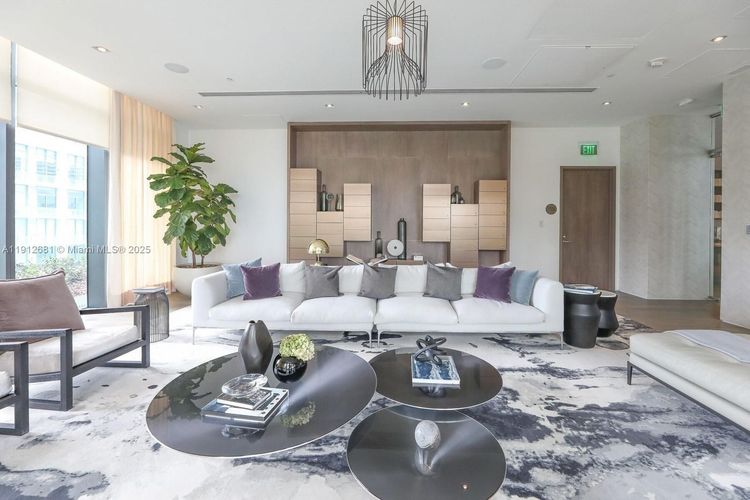 Paraiso Bay #1002 image #48