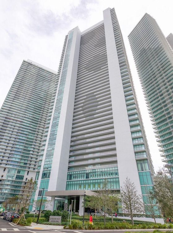 Paraiso Bay #1002 image #53