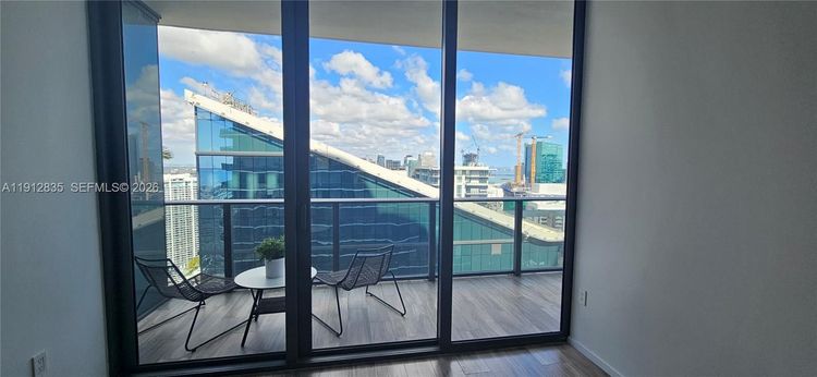 SLS Lux Brickell #5107 image #13