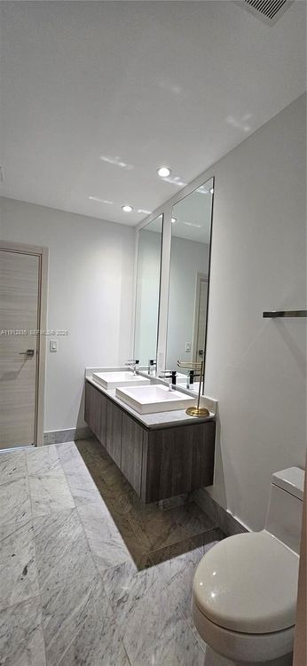 SLS Lux Brickell #5107 image #21