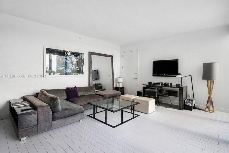 W South Beach #431 image #6