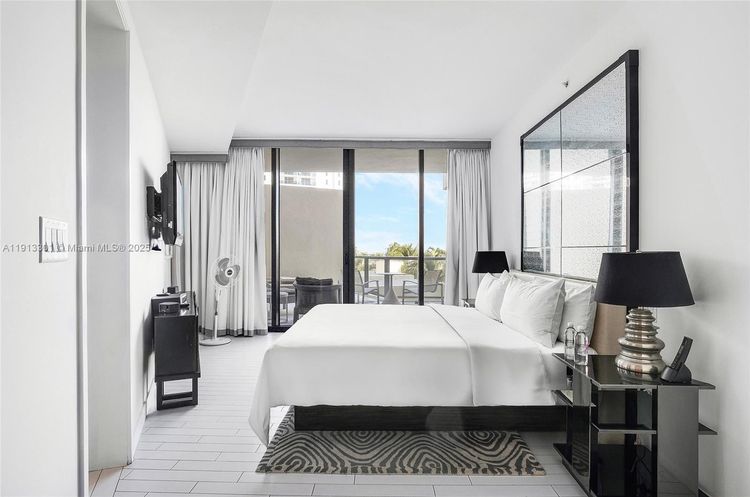 W South Beach #431 image #8