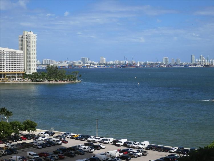 Brickell House #1110 image #11