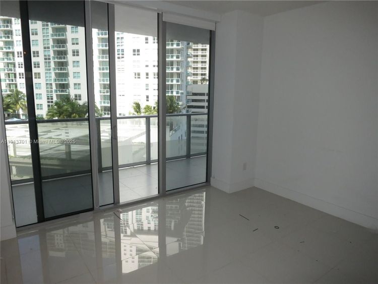 Brickell House #1110 image #7