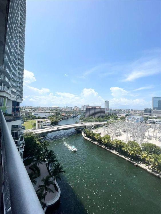 Neo Vertika #1513 image #27