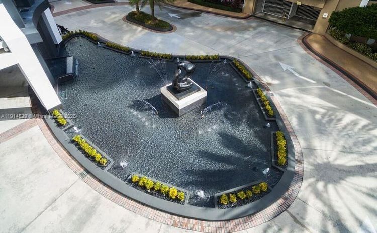 Carbonell #906 image #40