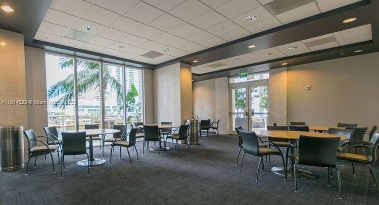 Carbonell #906 image #52