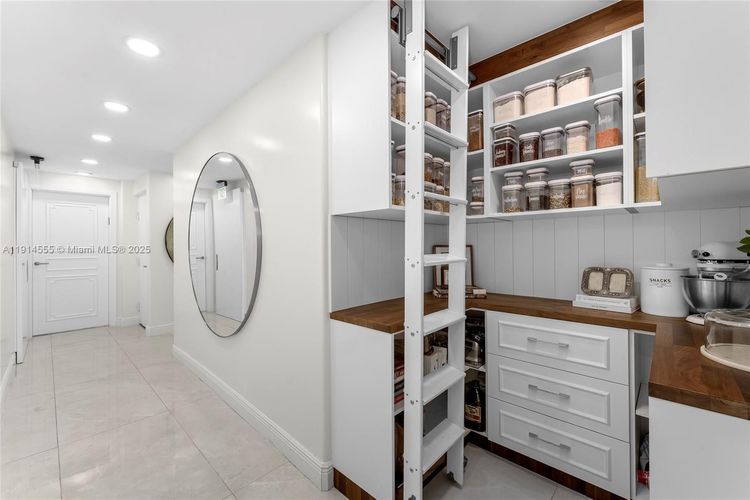 Sayan #UPH1 image #22