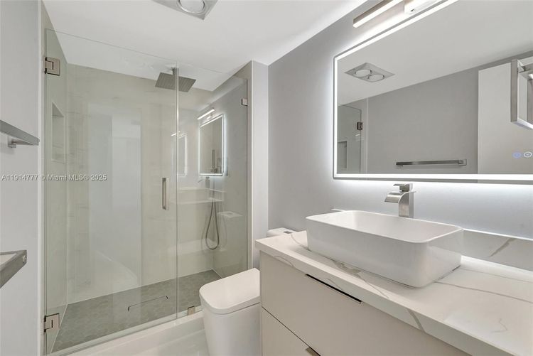 Coronado #1233 image #15