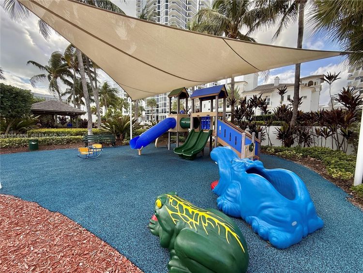 Green Diamond #1601 image #26