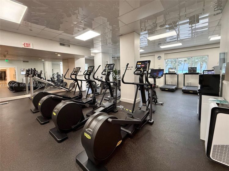 Green Diamond #1601 image #35