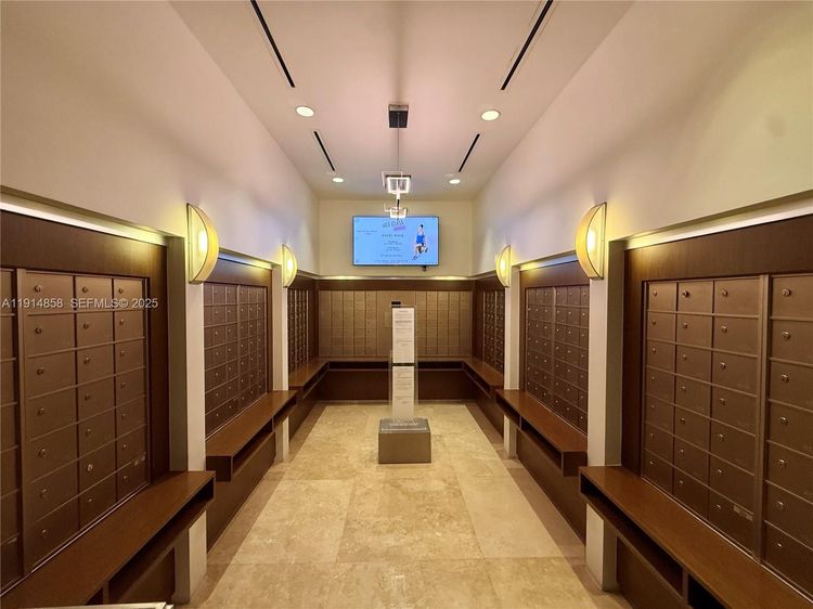 Green Diamond #1601 image #39