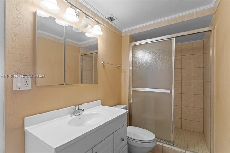 Allington Towers #11H image #30