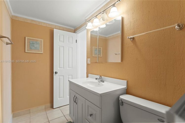 Allington Towers #11H image #32