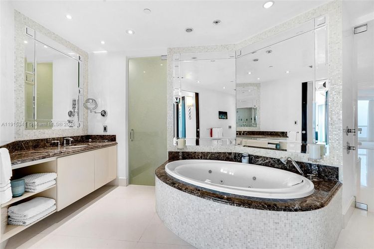 Turnberry Ocean Colony #2603 image #36