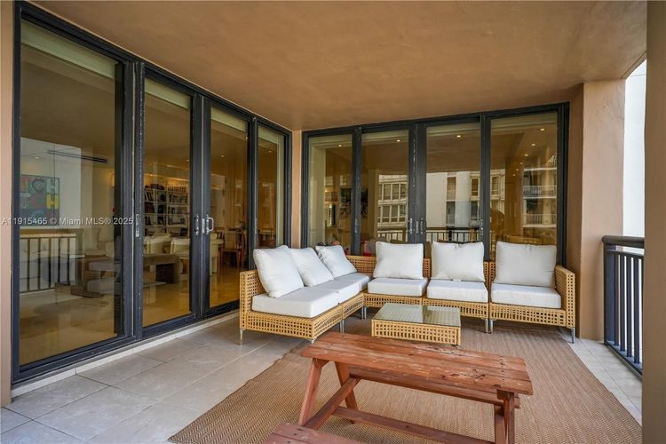 The Tiffany #504 image #21