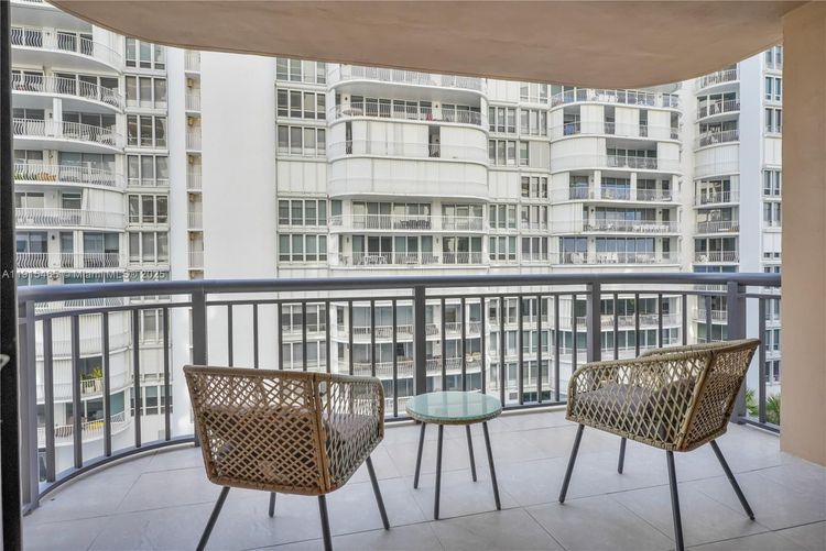 The Tiffany #504 image #26