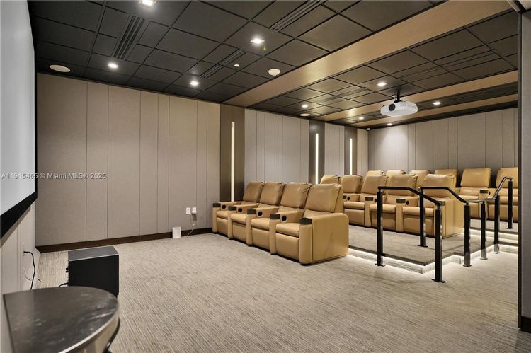 The Tiffany #504 image #38