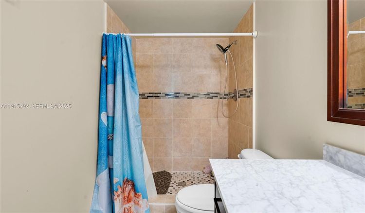 Hyde Park Towers #207 image #23