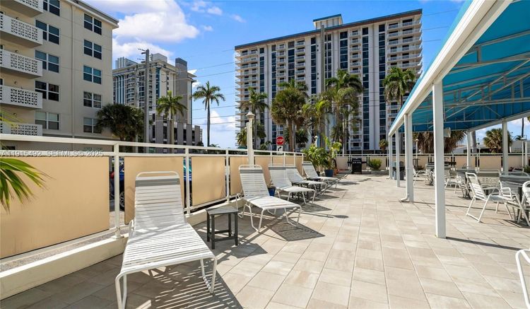 Hyde Park Towers #207 image #27