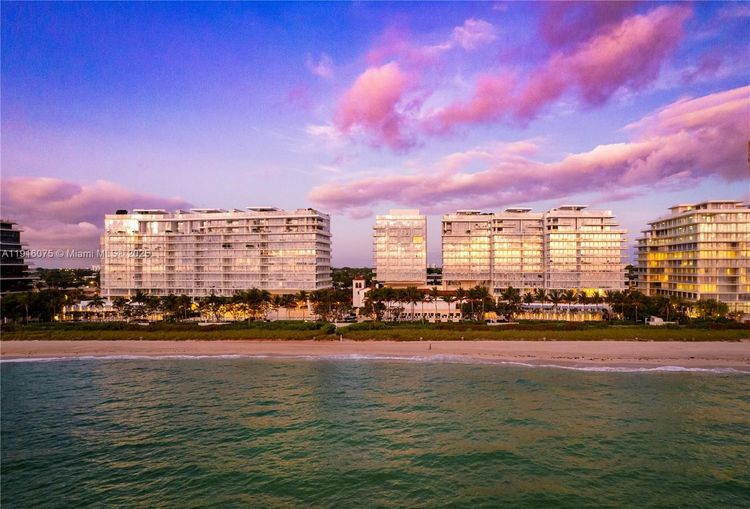 The Surf Club Four Seasons Hotel And Residences #S-207 image #14