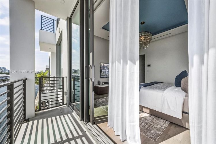 Koya Bay #9 image #29