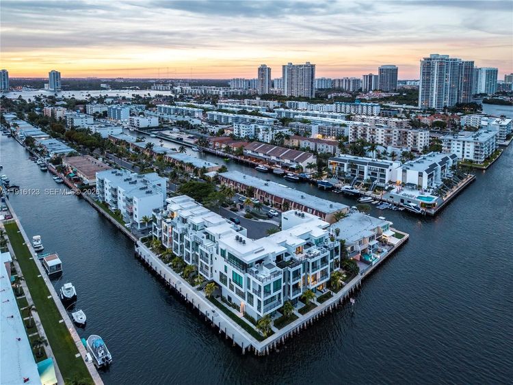 Koya Bay #9 image #47