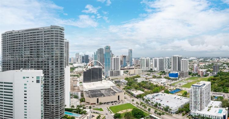 Quantum on the Bay #4019 image #23