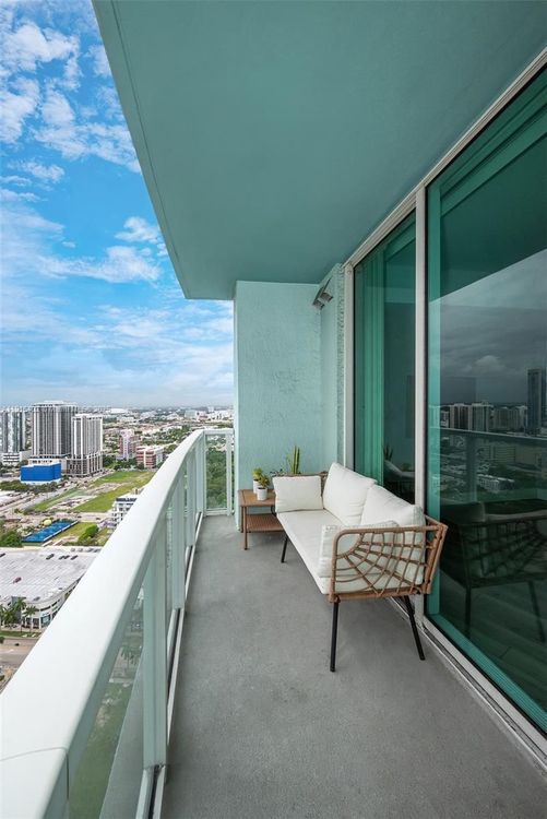 Quantum on the Bay #4019 image #24