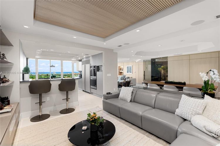 Porto Vita South Tower #1103 image #12