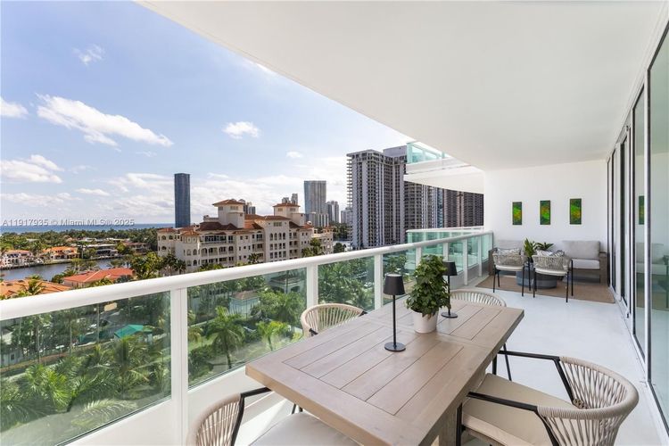 Porto Vita South Tower #1103 image #15