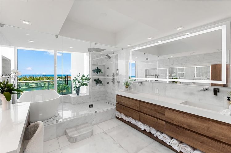 Porto Vita South Tower #1103 image #20