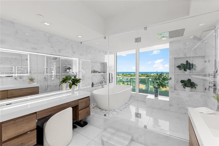 Porto Vita South Tower #1103 image #21