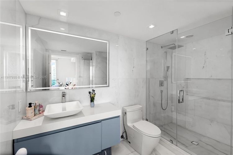 Porto Vita South Tower #1103 image #33