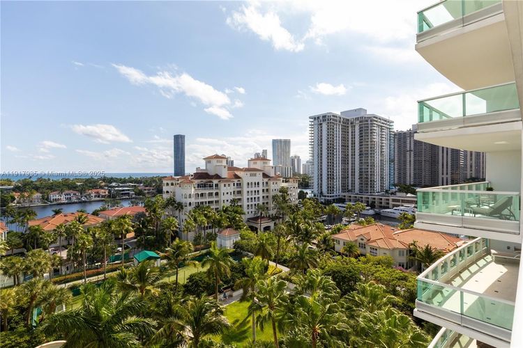 Porto Vita South Tower #1103 image #37