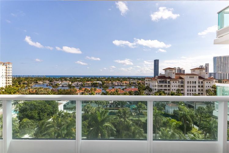 Porto Vita South Tower #1103 image #6