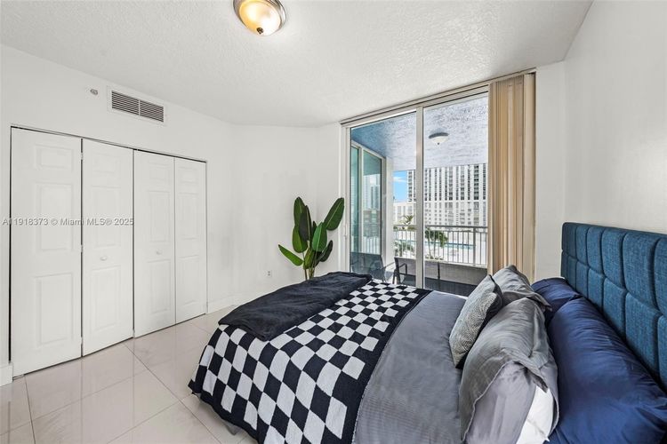 1800 Biscayne Plaza #708 image #10