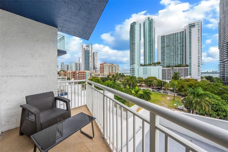 1800 Biscayne Plaza #708 image #14