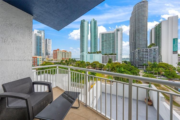 1800 Biscayne Plaza #708 image #15